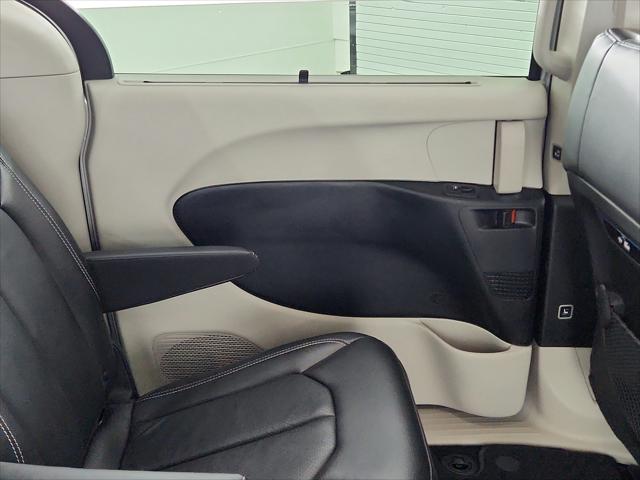 2022 Chrysler Pacifica Touring L AWD
