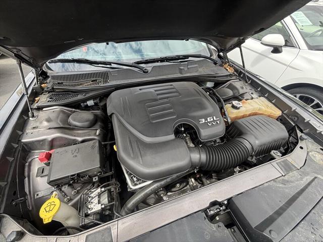 2019 Dodge Challenger SXT
