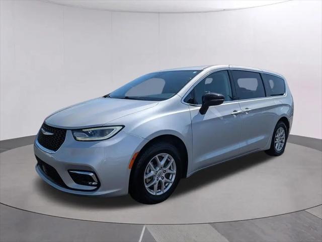 2024 Chrysler Pacifica Touring L for sale in Hattiesburg, MS