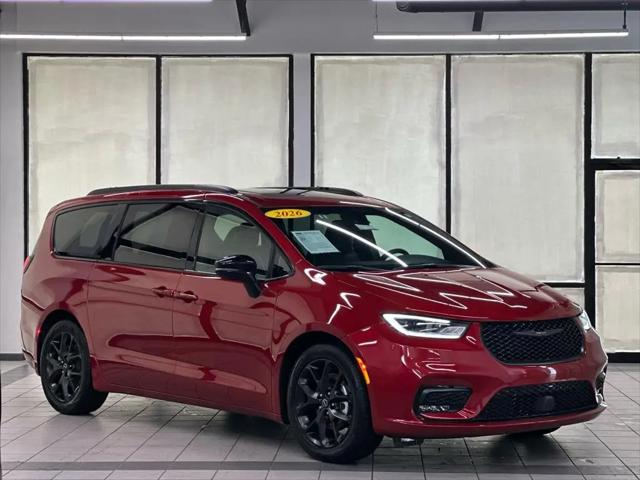 2026 Chrysler Pacifica Limited for sale in Demotte, IN