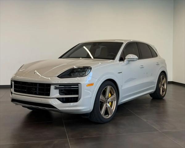 2025 Porsche Cayenne E-Hybrid Turbo for sale in Omaha, NE