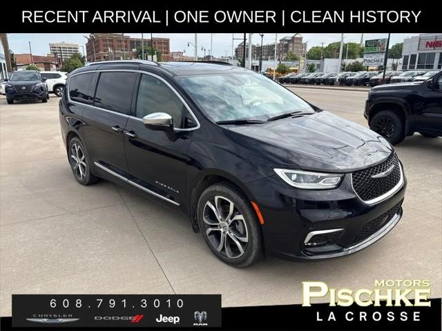 2024 Chrysler Pacifica Pinnacle AWD for sale in La Crosse, WI