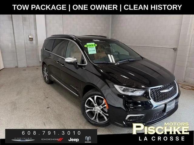2024 Chrysler Pacifica Pinnacle AWD for sale in La Crosse, WI