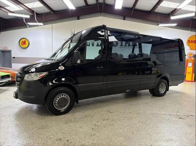 2019 Mercedes-Benz Sprinter 4500 High Roof V6 for sale in Midlothian, TX