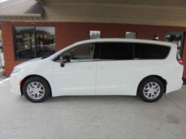 2024 Chrysler Pacifica Touring L for sale in Oneonta, AL