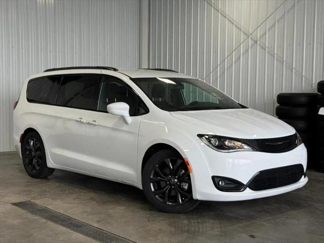 2018 Chrysler Pacifica Touring Plus for sale near Franklin, OH