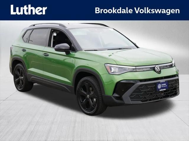 2025 Volkswagen Taos 1.5T SE Black for sale in Minneapolis, MN