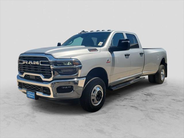2026 RAM Ram 3500 RAM 3500 TRADESMAN CREW CAB 4X4 8 BOX