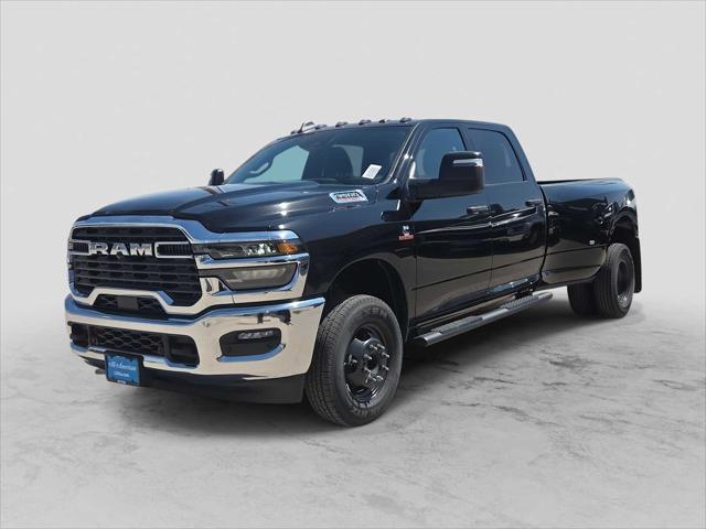 2026 RAM Ram 3500 RAM 3500 TRADESMAN CREW CAB 4X4 8 BOX