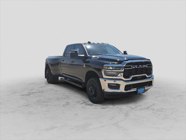 2026 RAM Ram 3500 RAM 3500 TRADESMAN CREW CAB 4X4 8 BOX