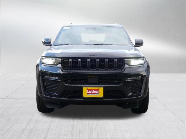 2027 Jeep Grand Cherokee Limited Reserve