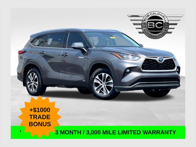 2021 Toyota Highlander Hybrid XLE for sale near Columbus, OH