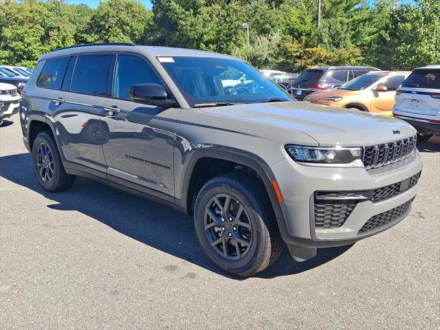 2027 Jeep Grand Cherokee GRAND CHEROKEE L LAREDO ALTITUDE 4X4 2027 Jeep Grand Cherokee GRAND CHEROKEE L LAREDO ALTITUDE 4X4