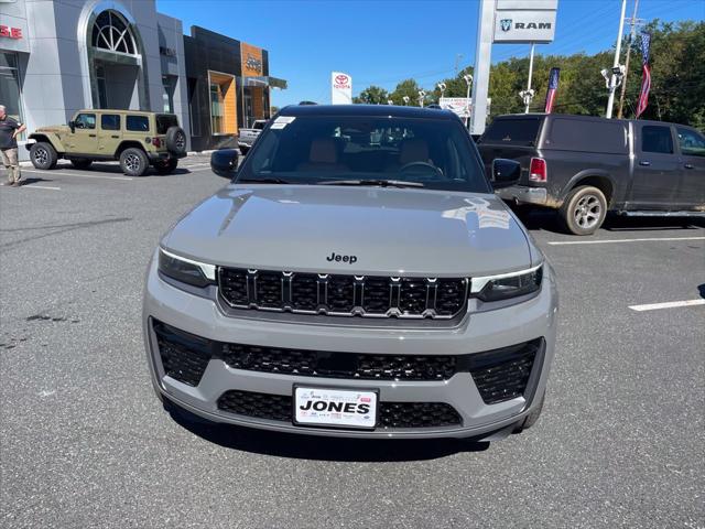 2027 Jeep Grand Cherokee GRAND CHEROKEE SUMMIT 4X4 2027 Jeep Grand Cherokee GRAND CHEROKEE SUMMIT 4X4