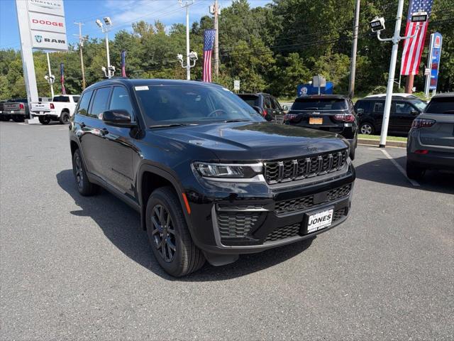2027 Jeep Grand Cherokee GRAND CHEROKEE L LAREDO ALTITUDE 4X4 2027 Jeep Grand Cherokee GRAND CHEROKEE L LAREDO ALTITUDE 4X4