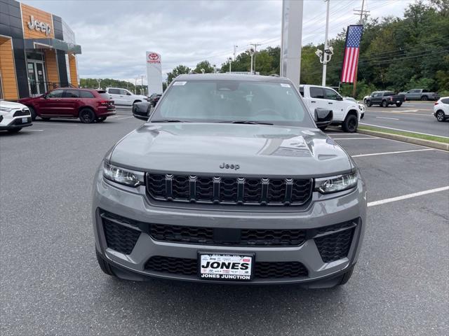 2027 Jeep Grand Cherokee GRAND CHEROKEE L LAREDO ALTITUDE 4X4 2027 Jeep Grand Cherokee GRAND CHEROKEE L LAREDO ALTITUDE 4X4