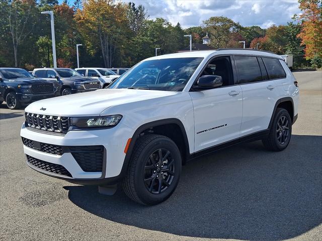 2027 Jeep Grand Cherokee GRAND CHEROKEE L LAREDO ALTITUDE 4X4