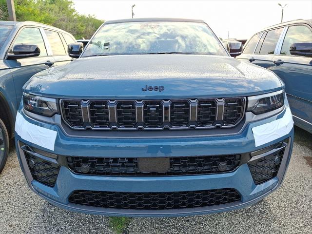 2027 Jeep Grand Cherokee GRAND CHEROKEE LIMITED RESERVE 4X4 2027 Jeep Grand Cherokee GRAND CHEROKEE LIMITED RESERVE 4X4