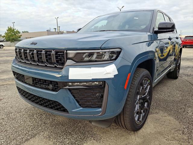 2027 Jeep Grand Cherokee GRAND CHEROKEE SUMMIT 4X4 2027 Jeep Grand Cherokee GRAND CHEROKEE SUMMIT 4X4