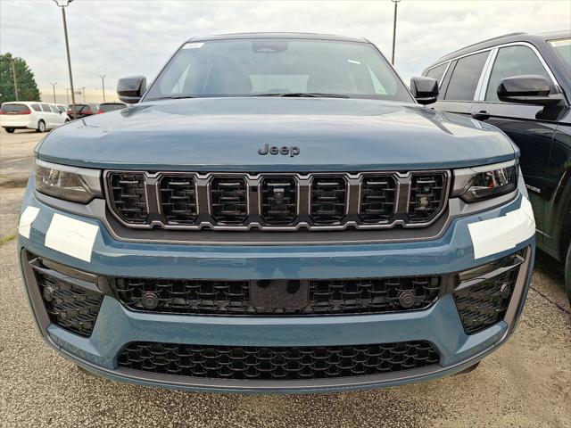 2027 Jeep Grand Cherokee GRAND CHEROKEE SUMMIT 4X4 2027 Jeep Grand Cherokee GRAND CHEROKEE SUMMIT 4X4