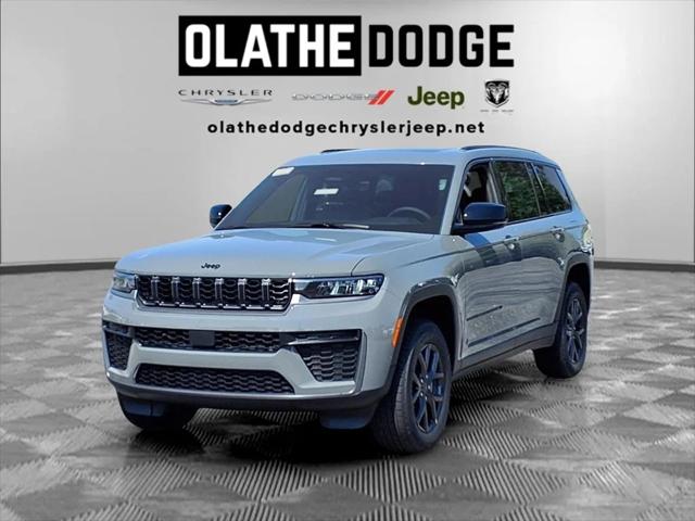 2027 Jeep Grand Cherokee L Laredo Altitude