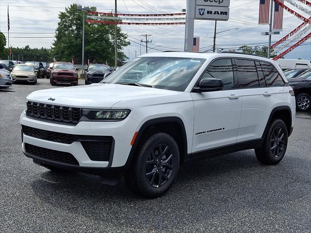 2027 Jeep Grand Cherokee Laredo Altitude 2027 Jeep Grand Cherokee Laredo Altitude