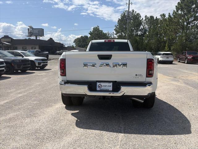 2026 Ram 3500 Tradesman Crew Cab 4x4 8 Box
