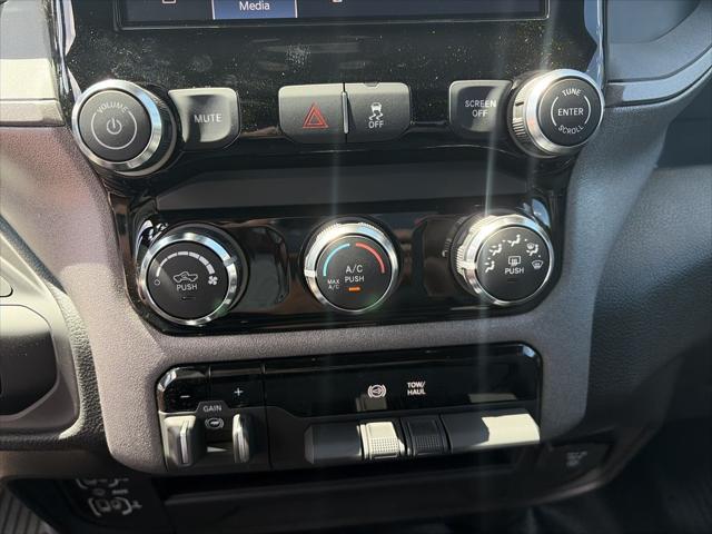 2026 Ram 3500 Tradesman Crew Cab 4x4 8 Box
