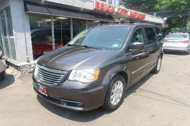 2015 Chrysler Town & Country Touring for sale in Newark, NJ
