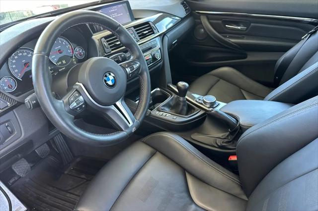 2015 BMW M4 Standard