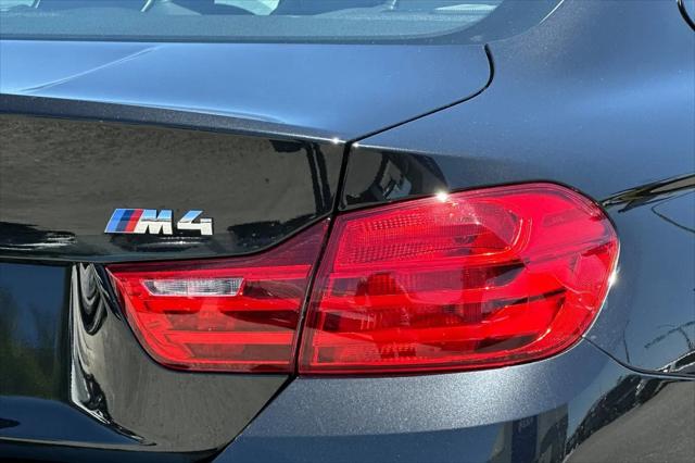 2015 BMW M4 Standard