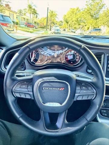 2015 Dodge Challenger SXT