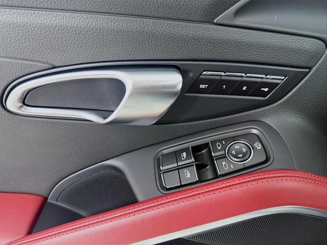 2024 Porsche 718 Cayman Style Edition