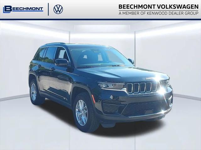2023 Jeep Grand Cherokee Laredo 4x4 for sale in Cincinnati, OH