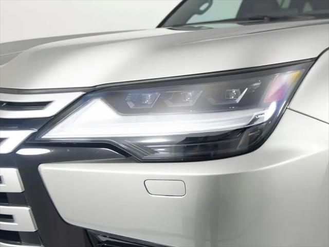 2022 Lexus LX Luxury