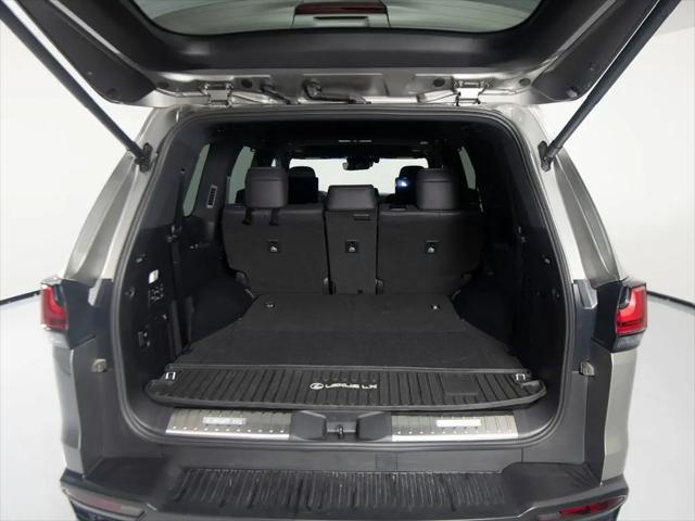 2022 Lexus LX Luxury