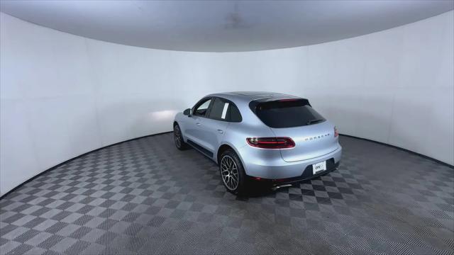 2017 Porsche Macan Macan