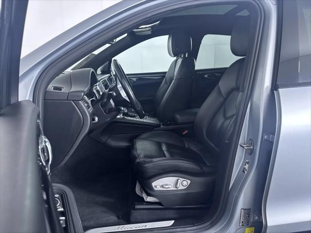 2017 Porsche Macan Macan