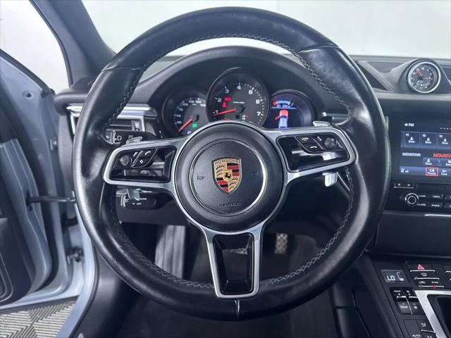 2017 Porsche Macan Macan
