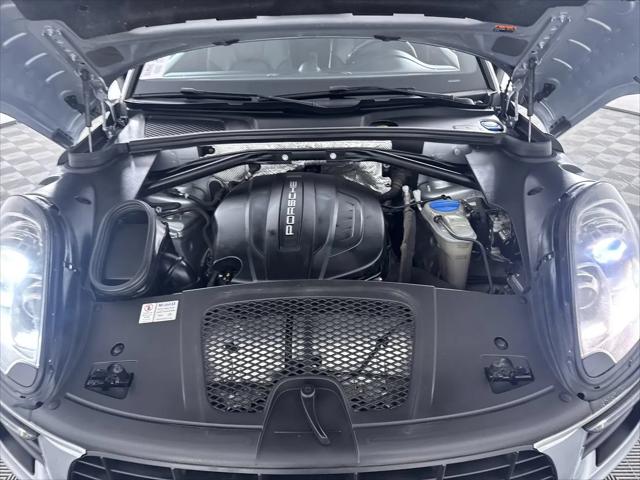 2017 Porsche Macan Macan