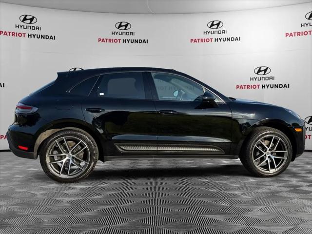 2025 Porsche Macan Macan