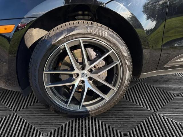 2025 Porsche Macan Macan