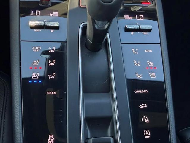 2025 Porsche Macan Macan