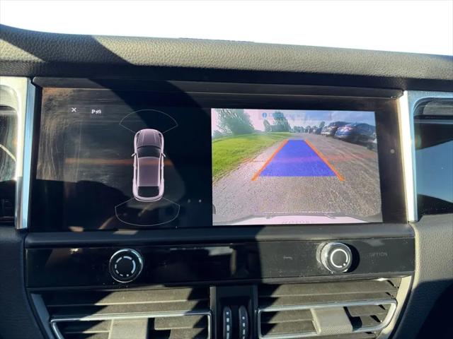 2025 Porsche Macan Macan