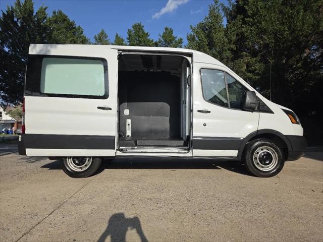 2017 Ford Transit T-150