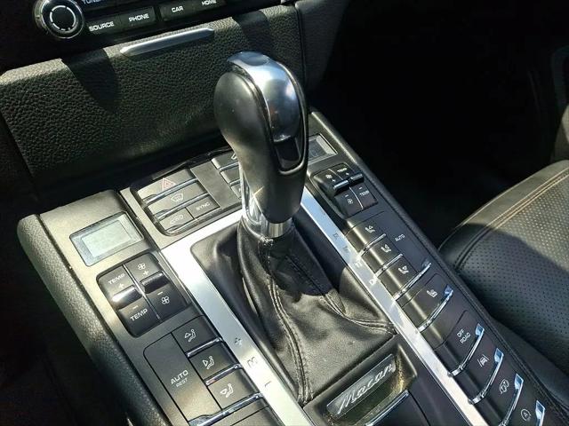 2018 Porsche Macan Sport Edition