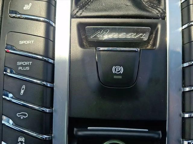 2018 Porsche Macan Sport Edition