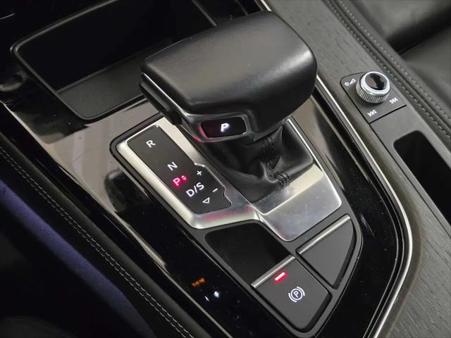 2024 Audi A4 Premium Plus 45 TFSI S line quattro S tronic