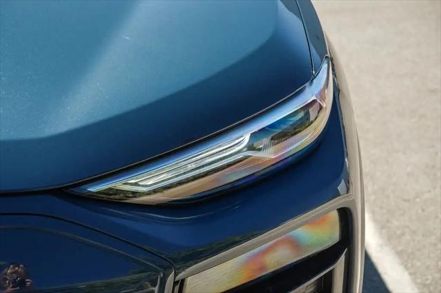 2027 Audi Q6 e-tron Premium quattro