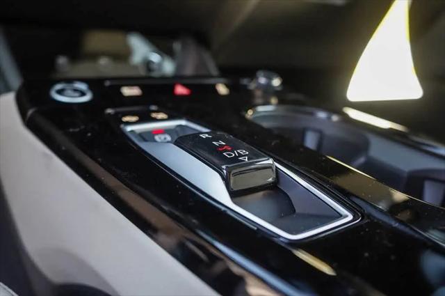 2027 Audi Q6 e-tron Premium quattro
